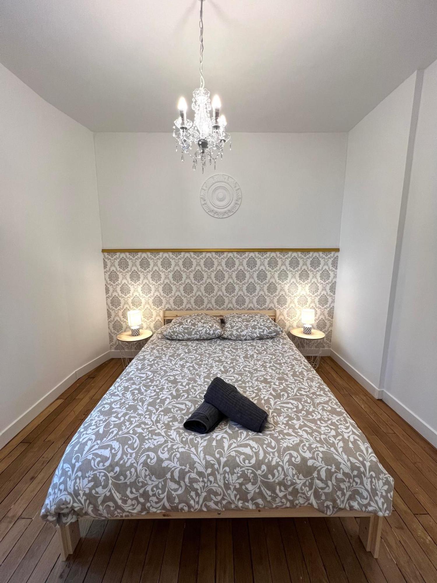 Le Renaissance - Home Homy Montlucon Luaran gambar